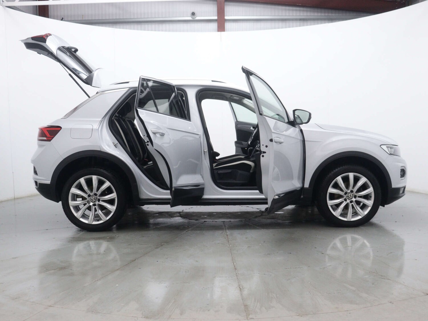 Used Volkswagen T-Roc 2021 for sale - 76231907: Photo 61