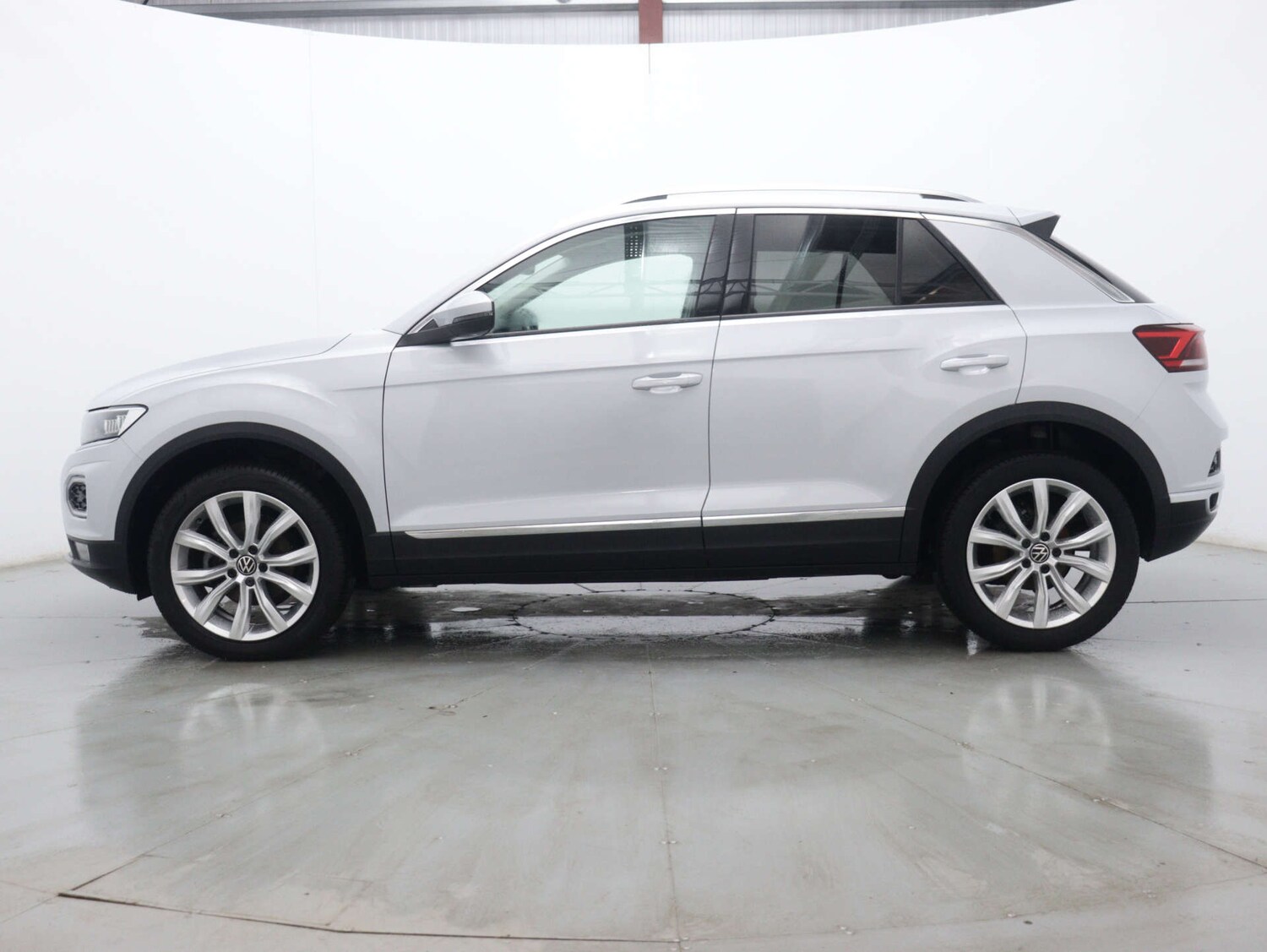 Used Volkswagen T-Roc 2021 for sale - 76231907: Photo 7