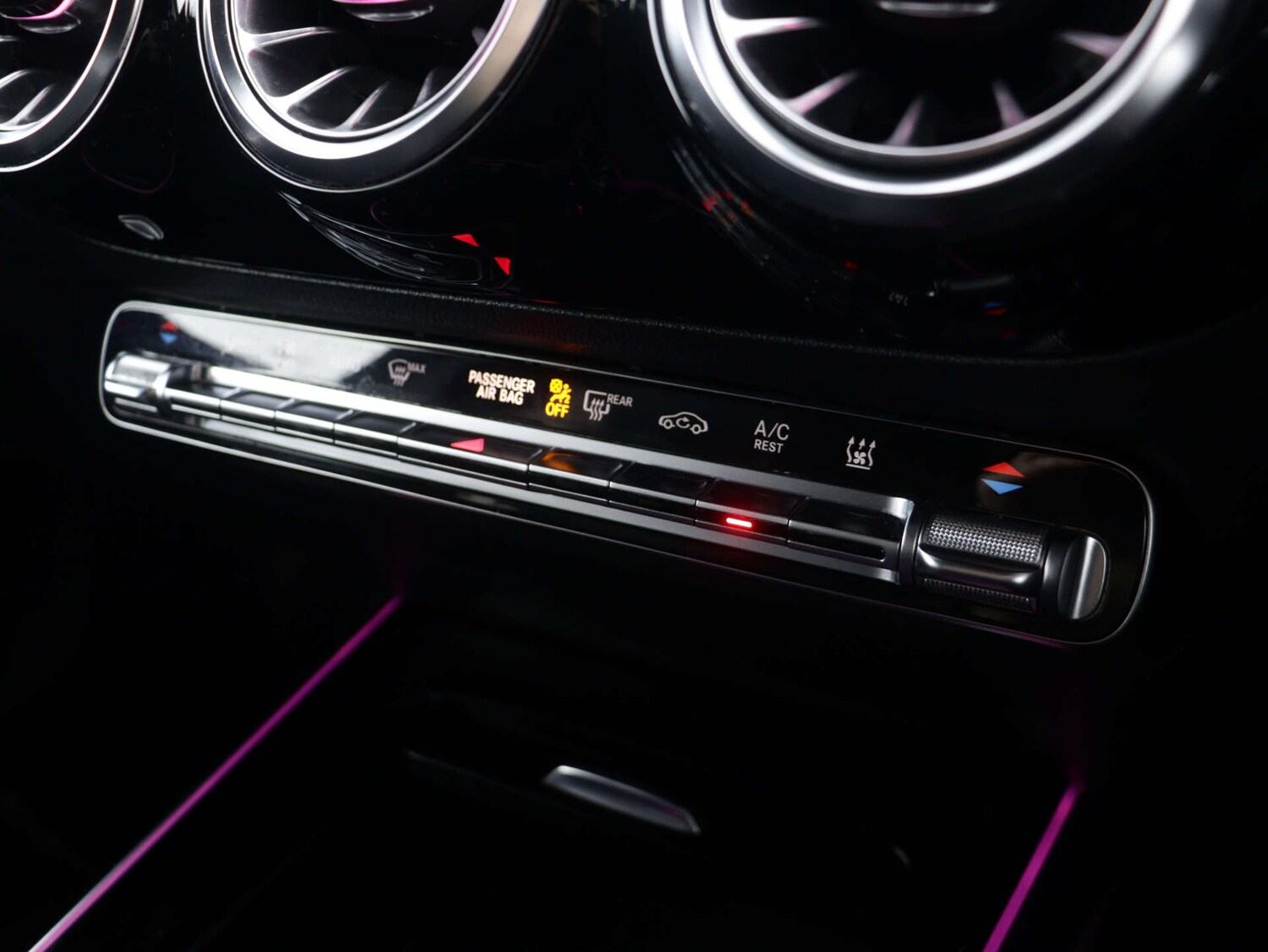 Used Mercedes-Benz GLA 2022 for sale - 75982477: Photo 30