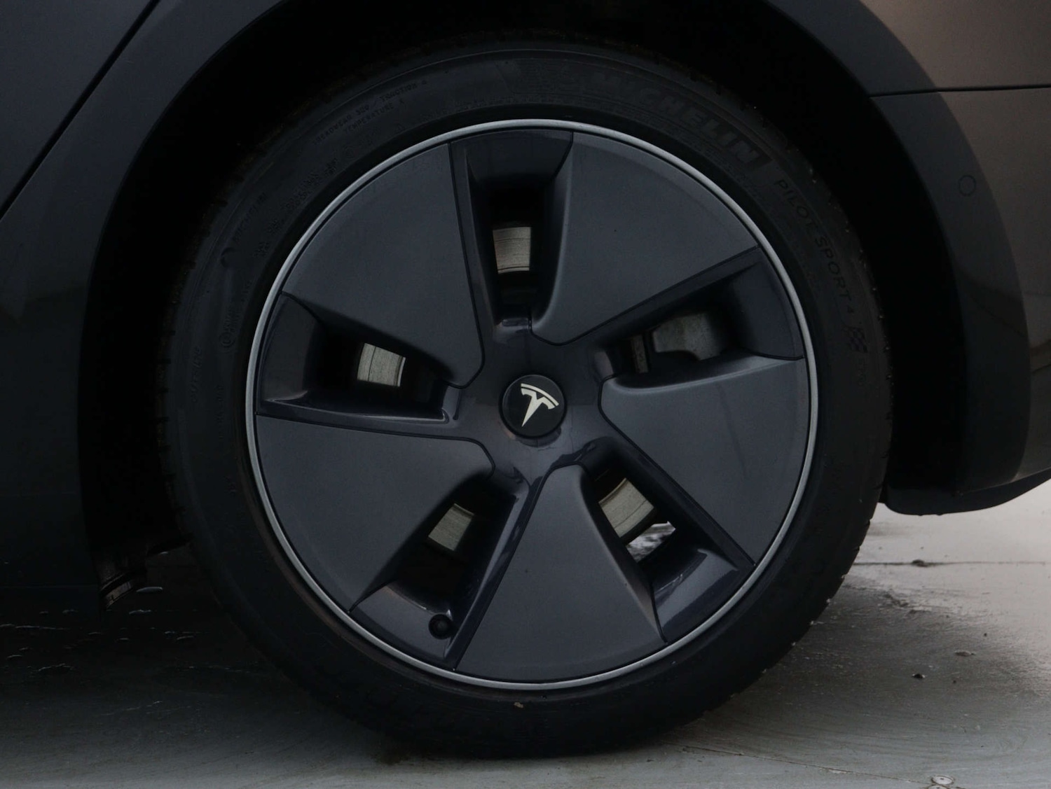 Used Tesla Model 3 2021 for sale - 76547250: Photo 16