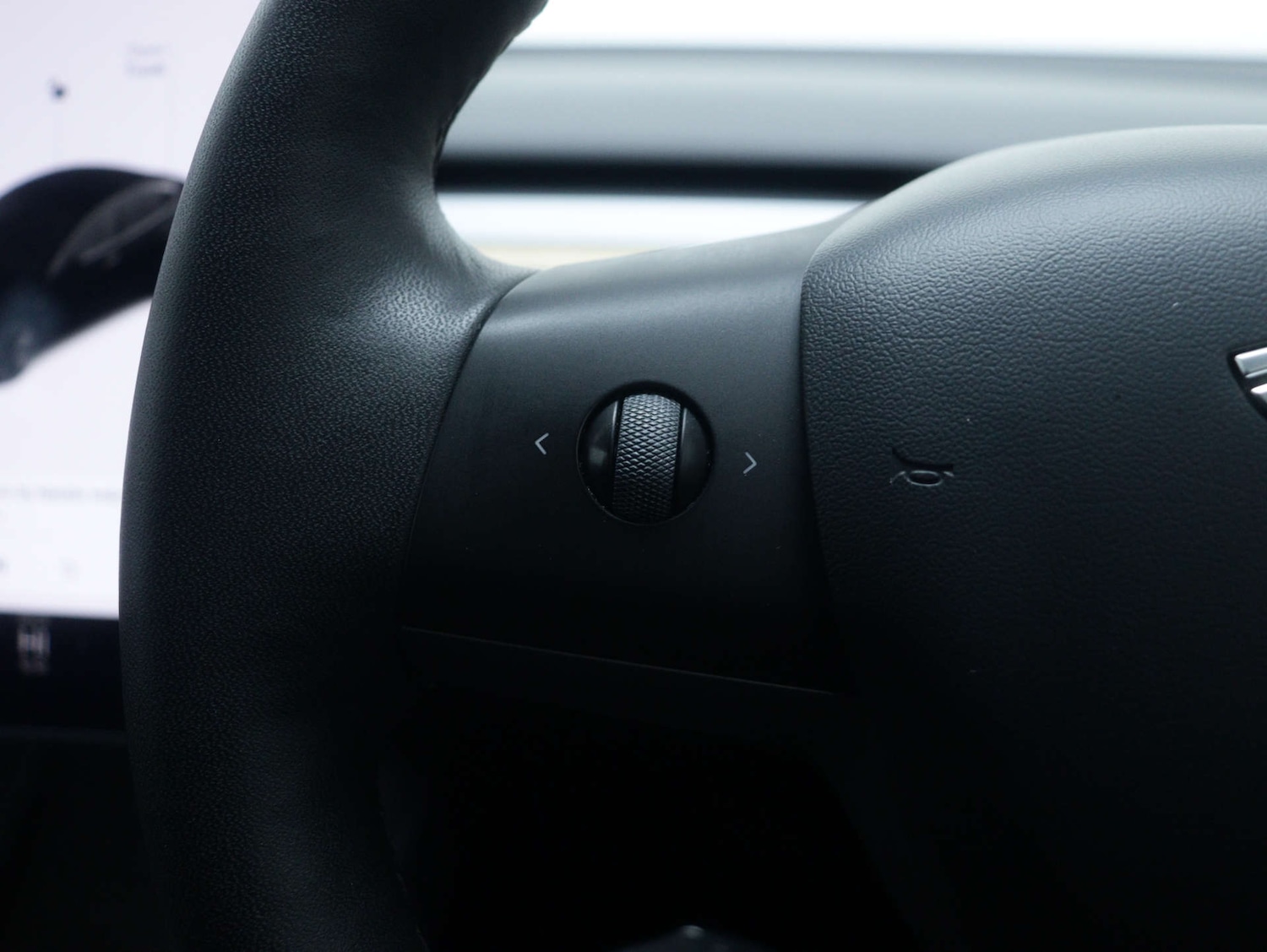 Used Tesla Model 3 2021 for sale - 76547250: Photo 28