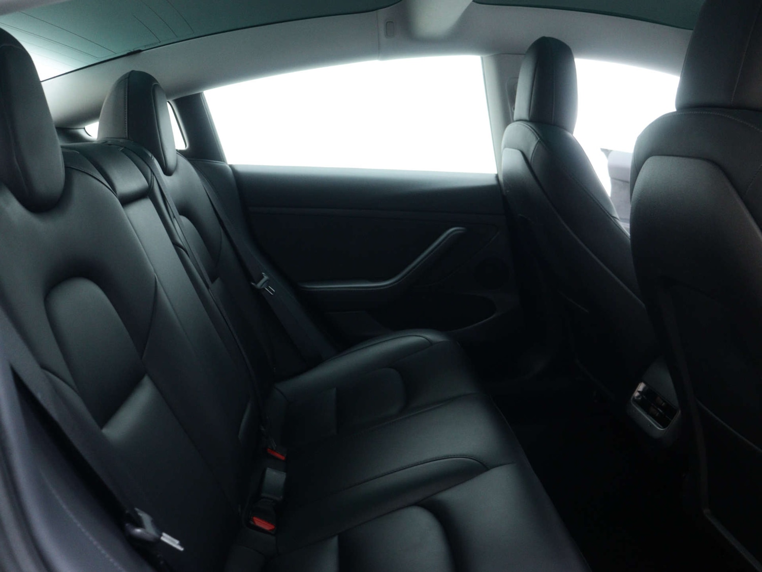 Used Tesla Model 3 2021 for sale - 76547250: Photo 44