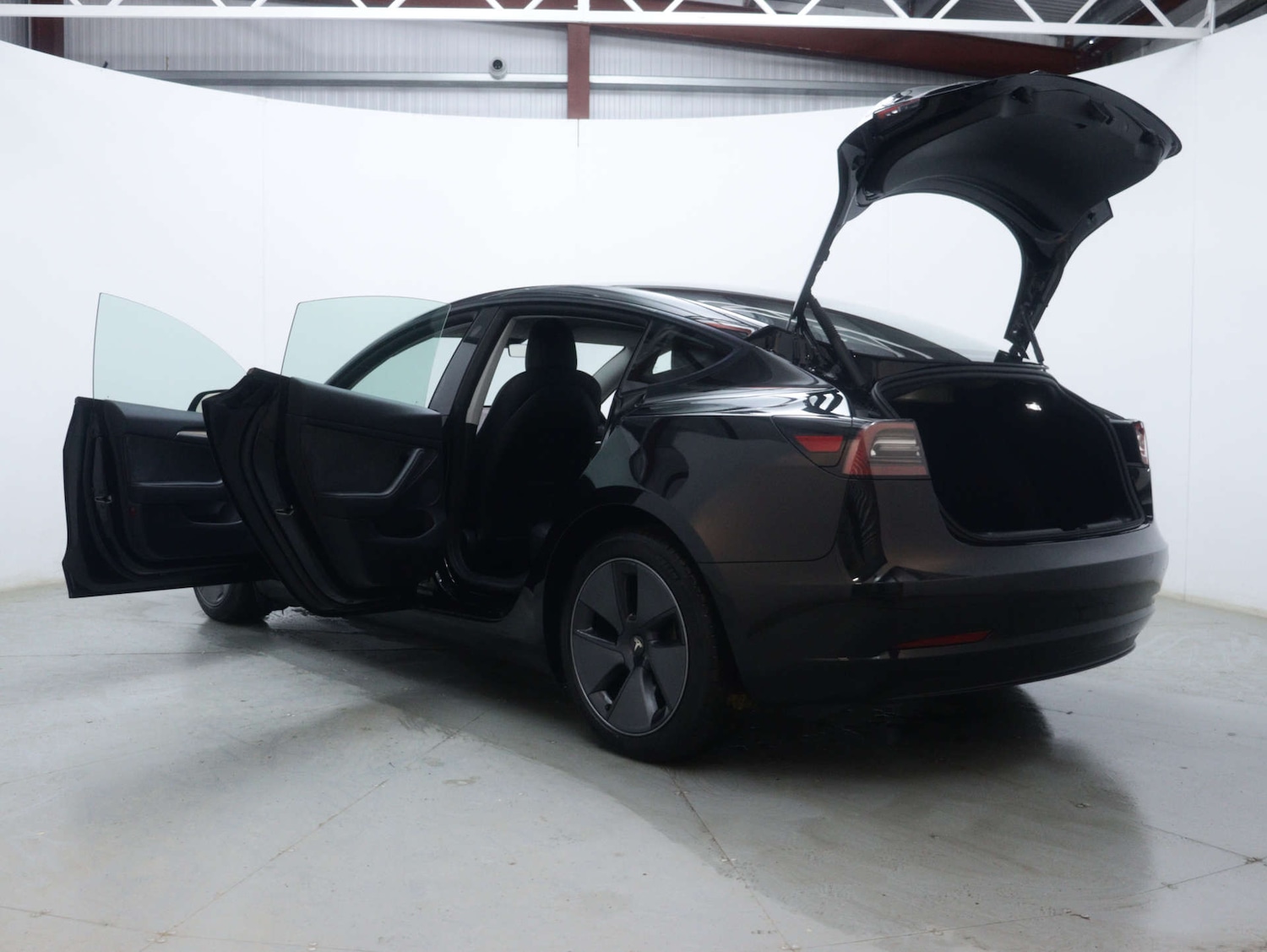 Used Tesla Model 3 2021 for sale - 76547250: Photo 53
