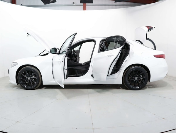 Used Alfa Romeo Giulia 2022 for sale - 73921065: Photo 48