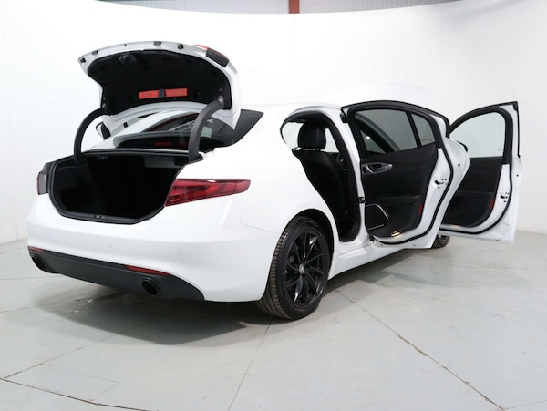 Used Alfa Romeo Giulia 2022 for sale - 73921065: Photo 51