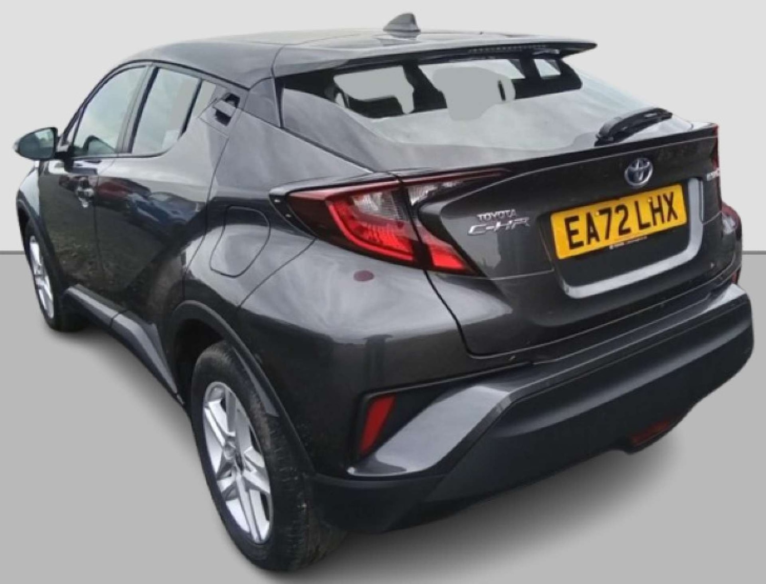 Used Toyota C-HR 2022 for sale - 76618130: Photo 5