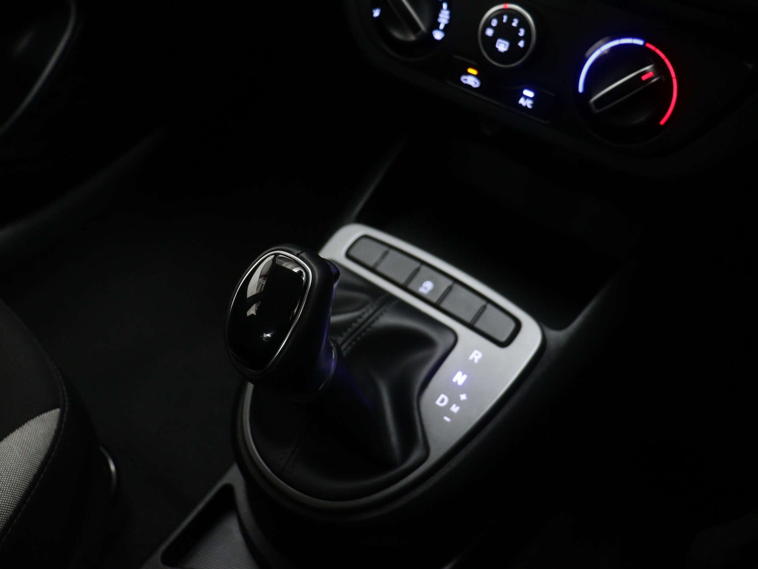 Used Hyundai i10 2022 for sale - 76253821: Photo 28