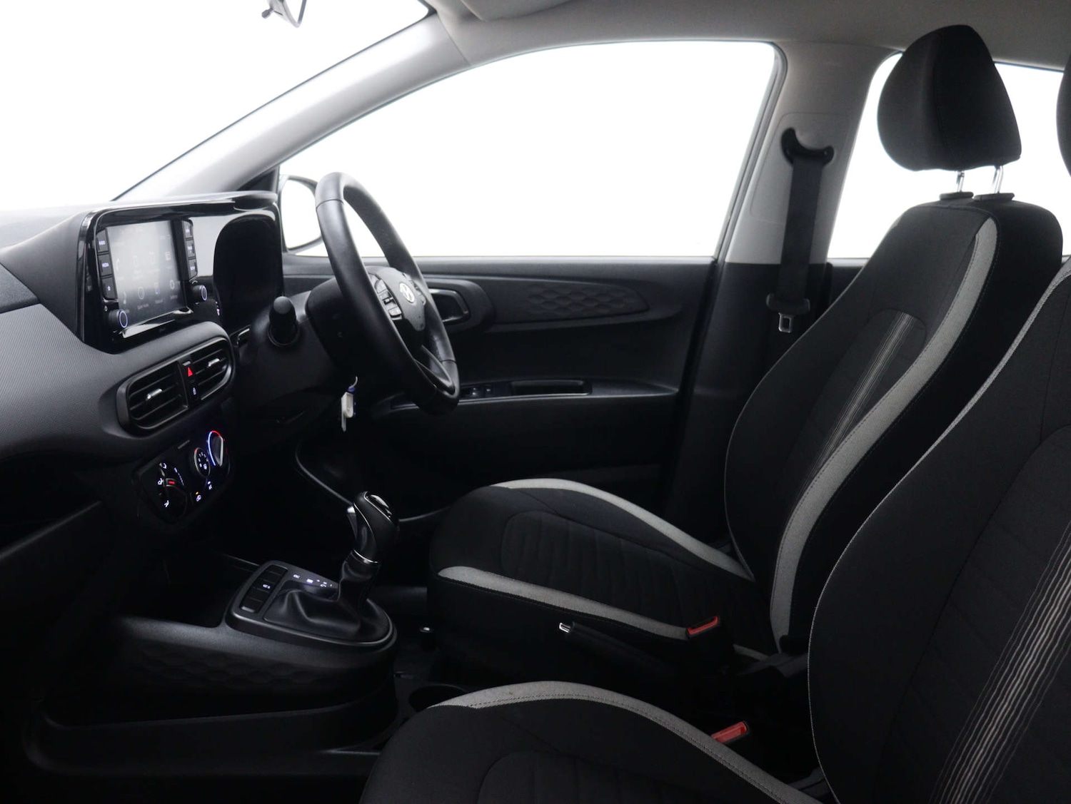 Used Hyundai i10 2022 for sale - 76253821: Photo 39