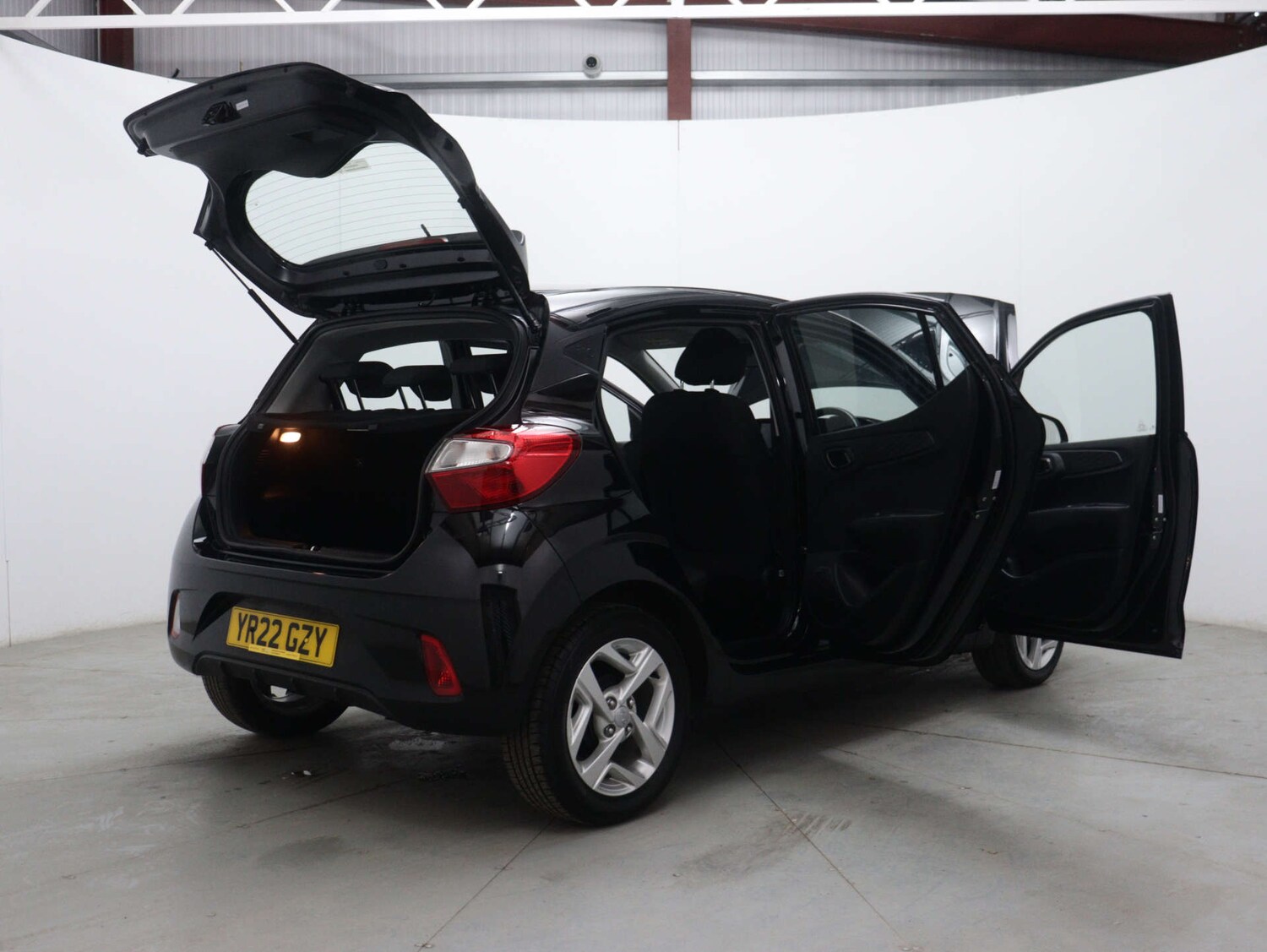Used Hyundai i10 2022 for sale - 76253821: Photo 52