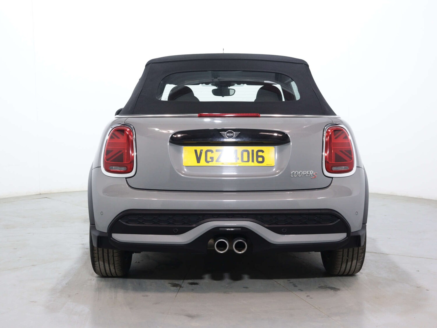 Used MINI Convertible 2021 for sale - 75662056: Photo 11