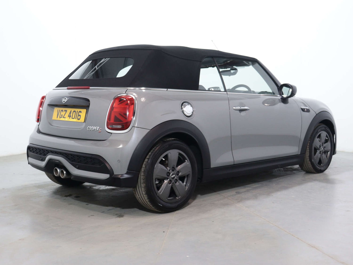 Used MINI Convertible 2021 for sale - 75662056: Photo 12