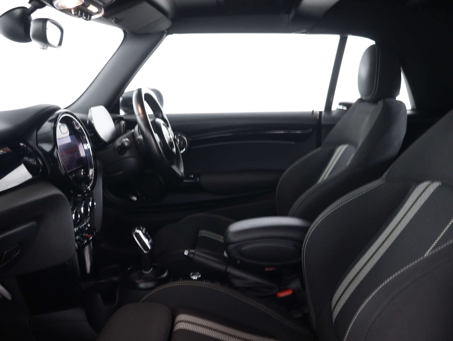 Used MINI Convertible 2021 for sale - 75662056: Photo 42