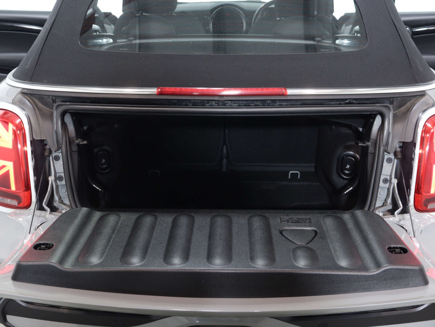 Used MINI Convertible 2021 for sale - 75662056: Photo 46