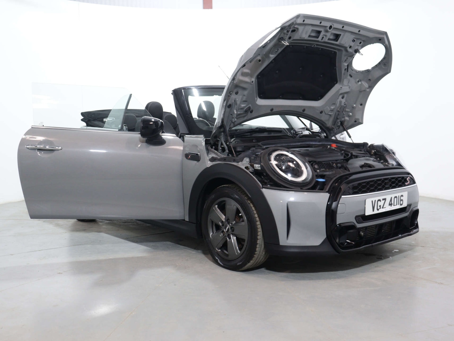 Used MINI Convertible 2021 for sale - 75662056: Photo 48