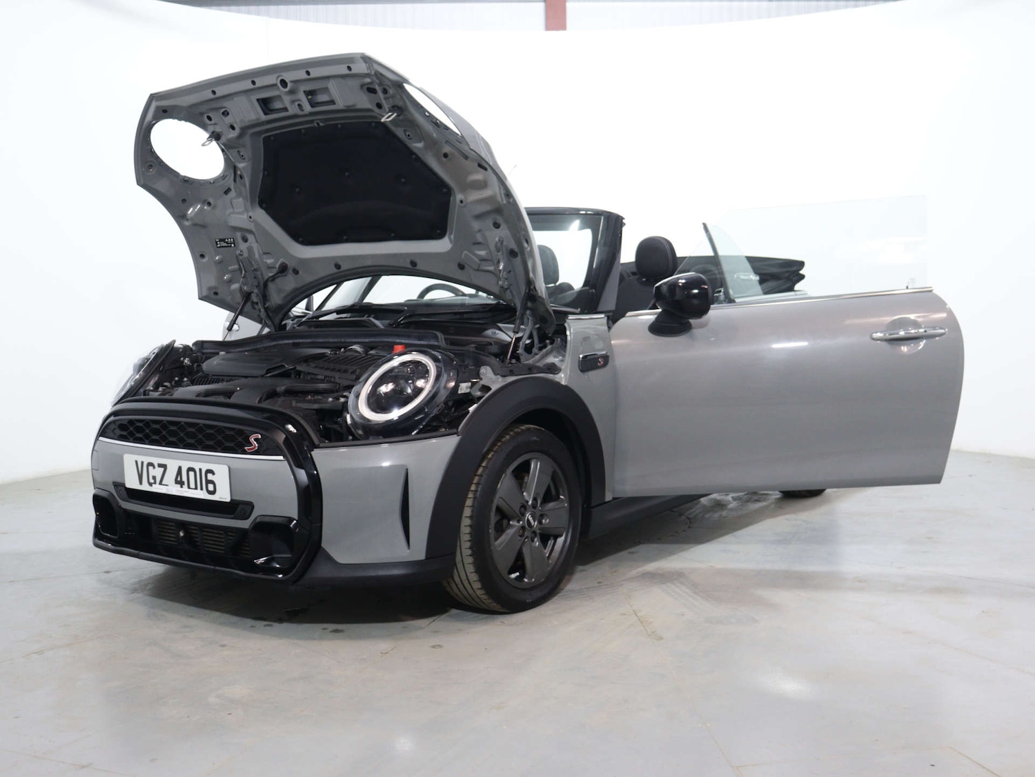 Used MINI Convertible 2021 for sale - 75662056: Photo 49