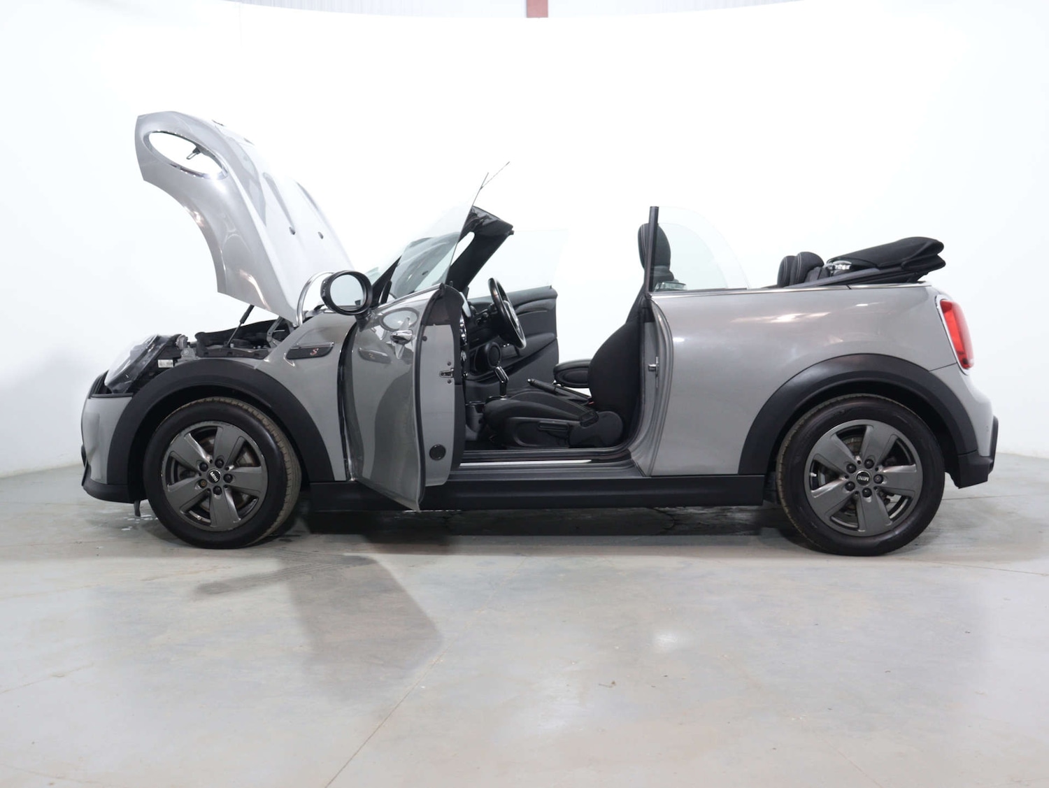Used MINI Convertible 2021 for sale - 75662056: Photo 50
