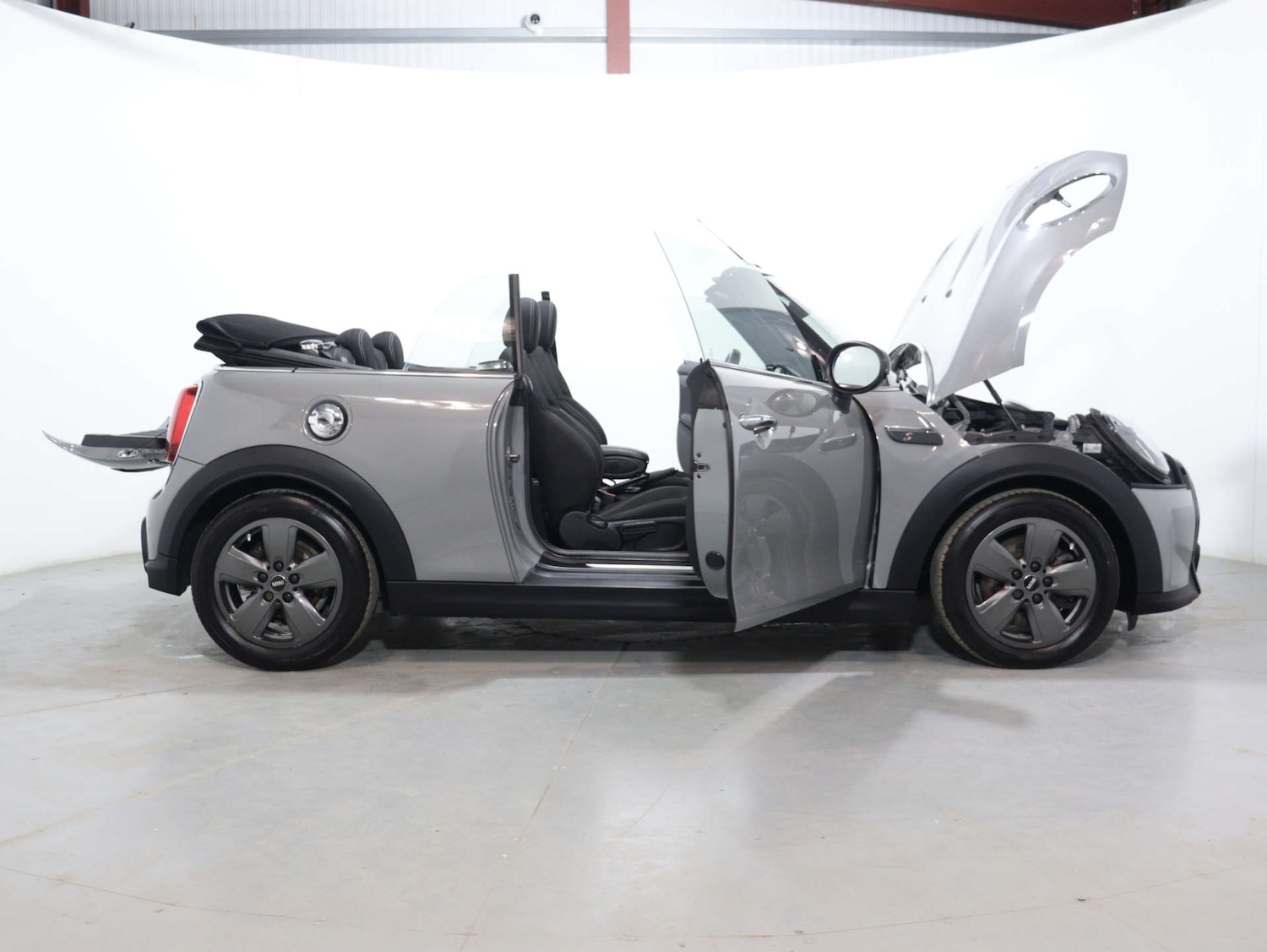 Used MINI Convertible 2021 for sale - 75662056: Photo 54