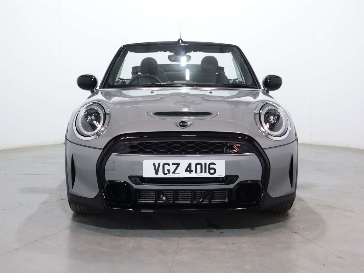 Used MINI Convertible 2021 for sale - 75662056: Photo 6