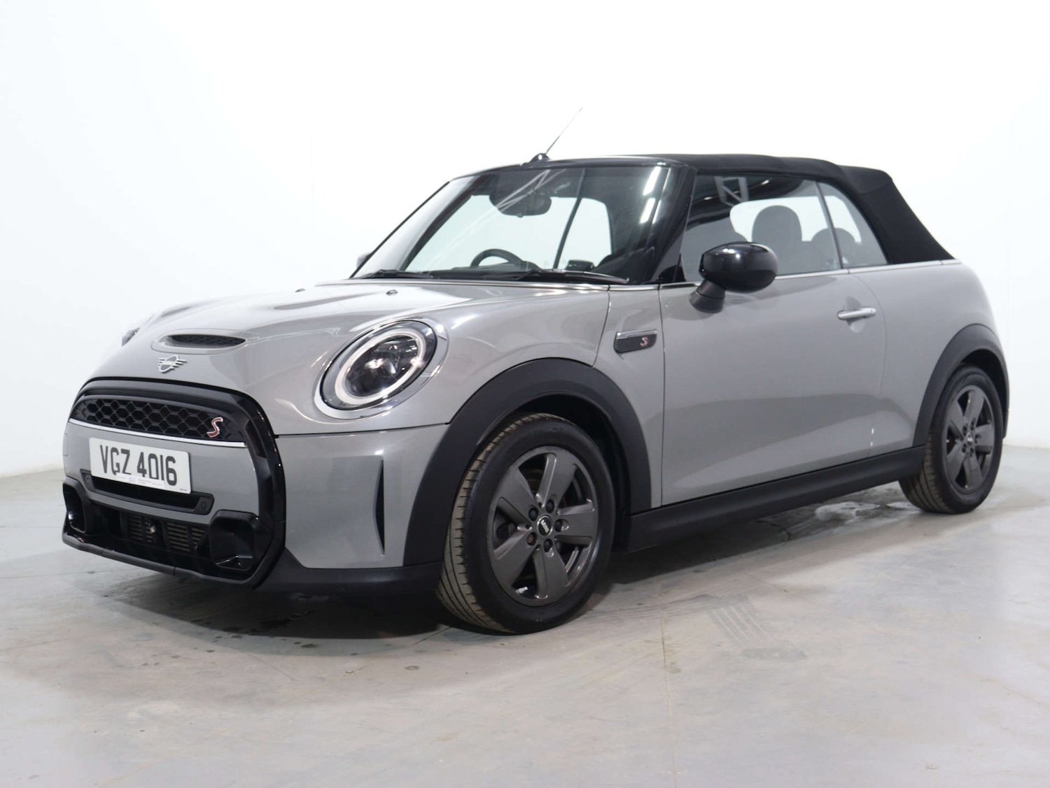 Used MINI Convertible 2021 for sale - 75662056: Photo 8