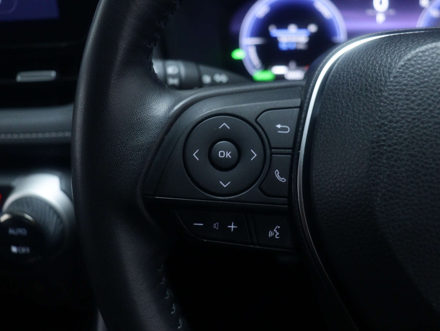 Used Toyota RAV4 2023 for sale - 77452450: Photo 32