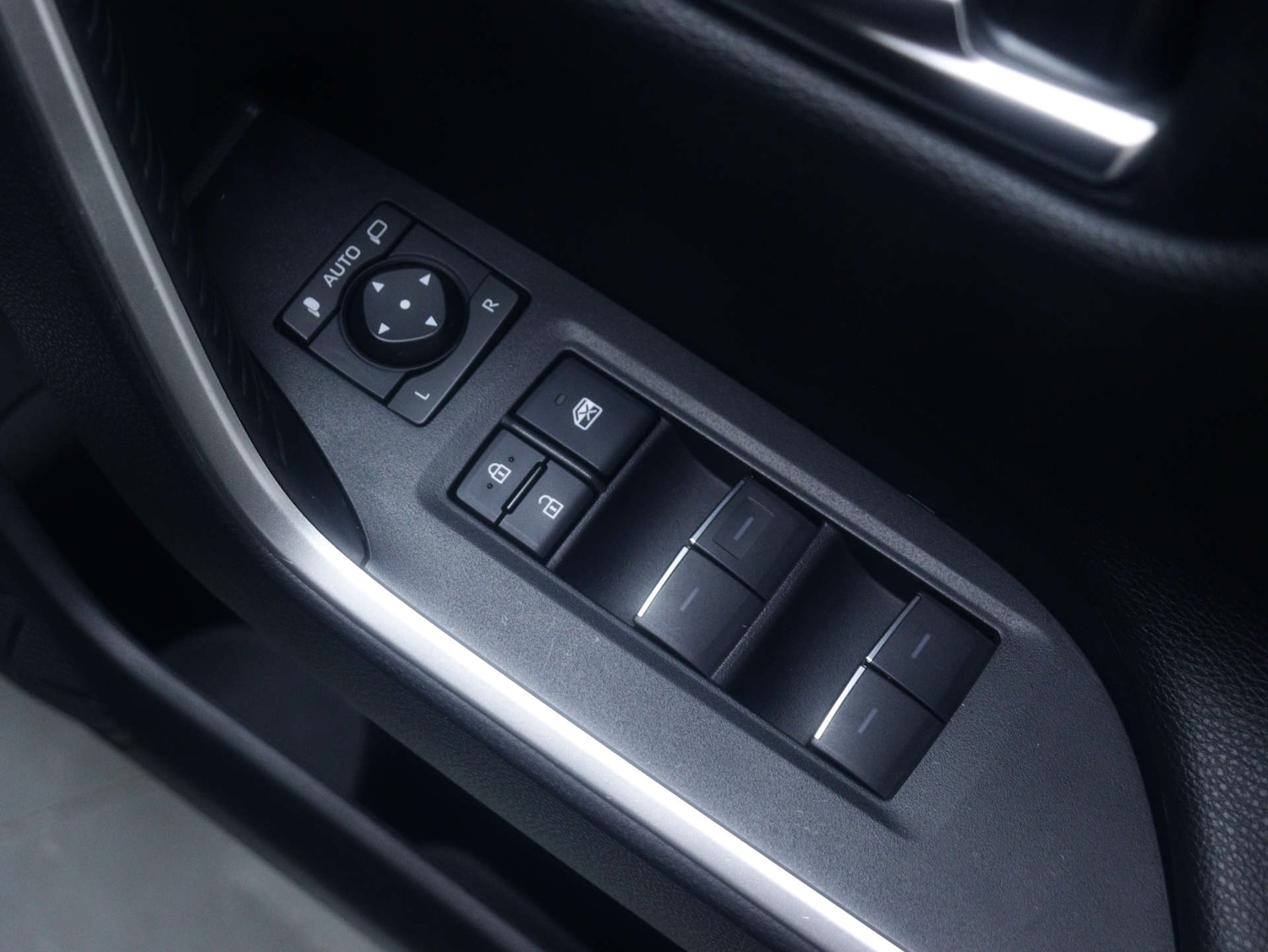 Used Toyota RAV4 2023 for sale - 77452450: Photo 37