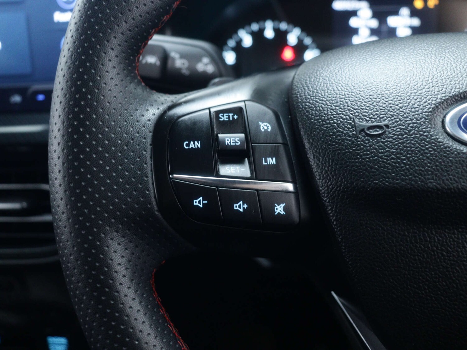 Used Ford Focus 2023 for sale - 77349819: Photo 31