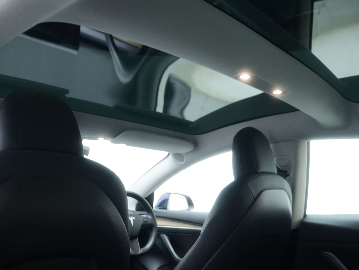 Used Tesla Model 3 2021 for sale - 76894419: Photo 44