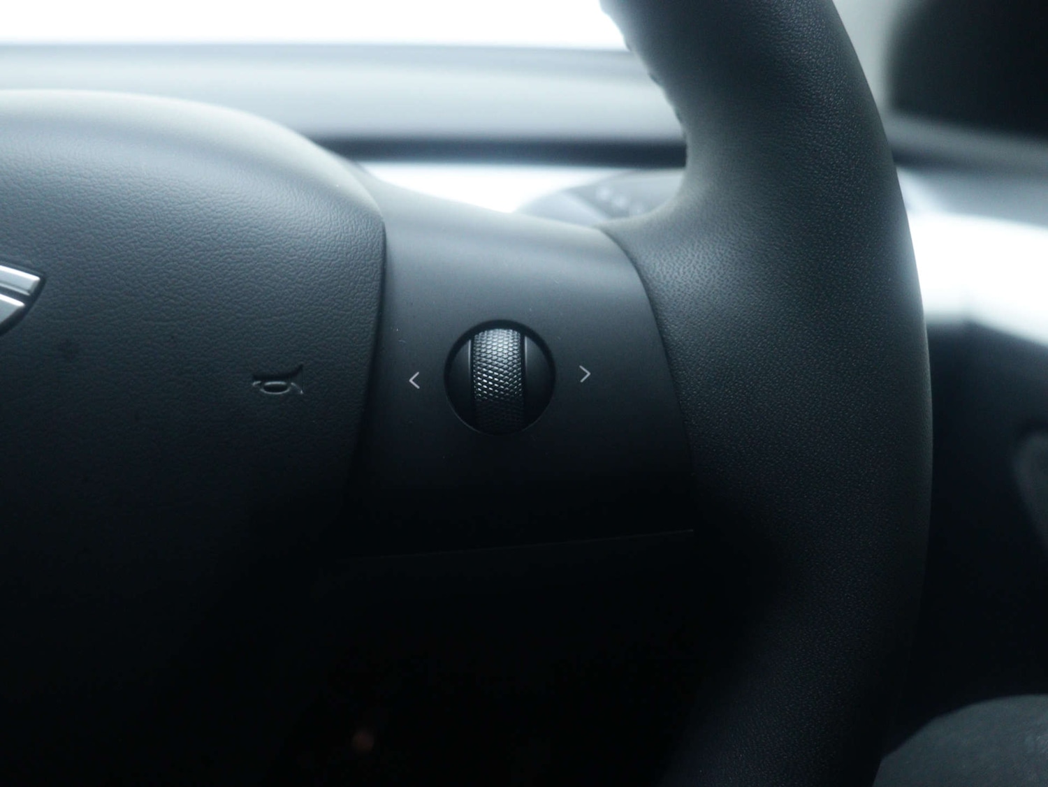 Used Tesla Model Y 2024 for sale - 77652984: Photo 29