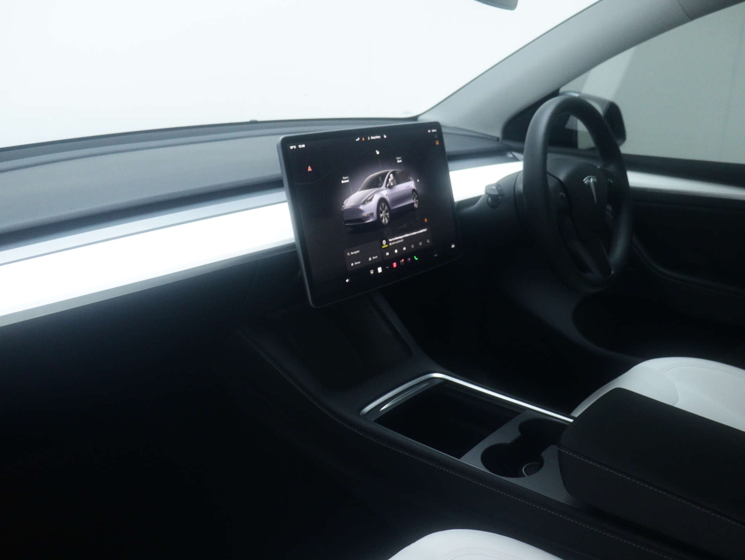 Used Tesla Model Y 2024 for sale - 77652984: Photo 37