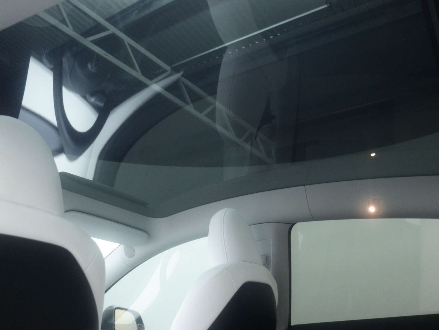 Used Tesla Model Y 2024 for sale - 77652984: Photo 42