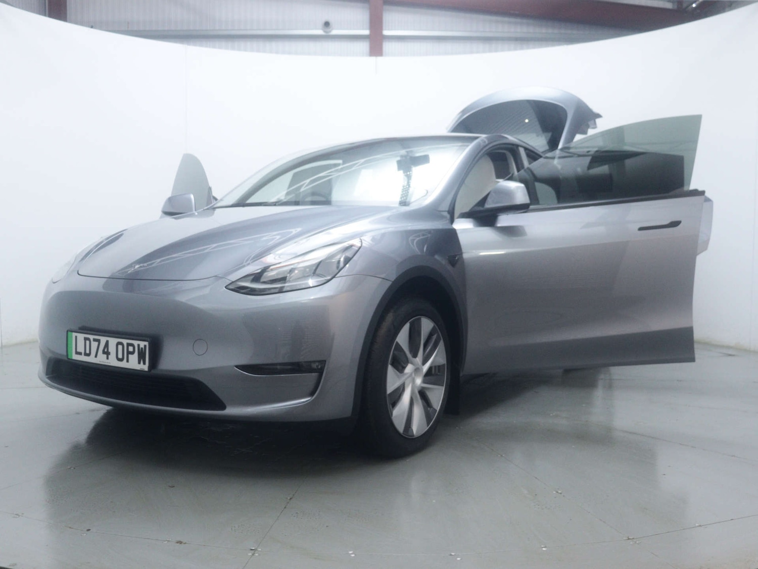 Used Tesla Model Y 2024 for sale - 77652984: Photo 48