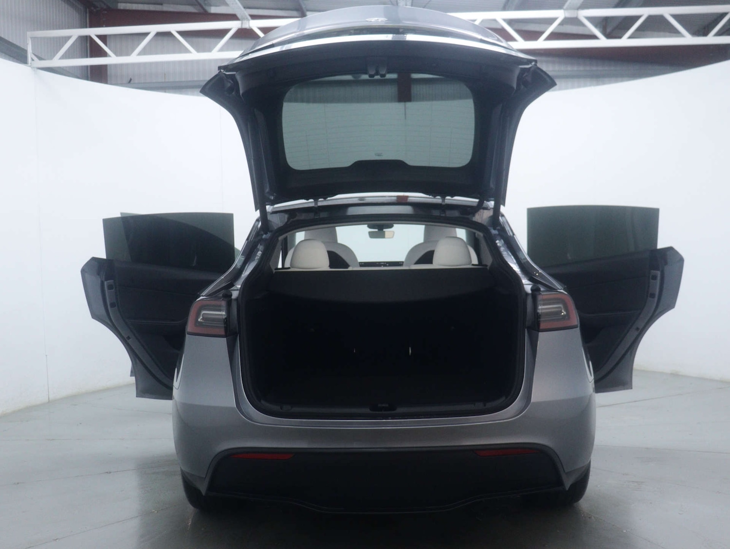 Used Tesla Model Y 2024 for sale - 77652984: Photo 51