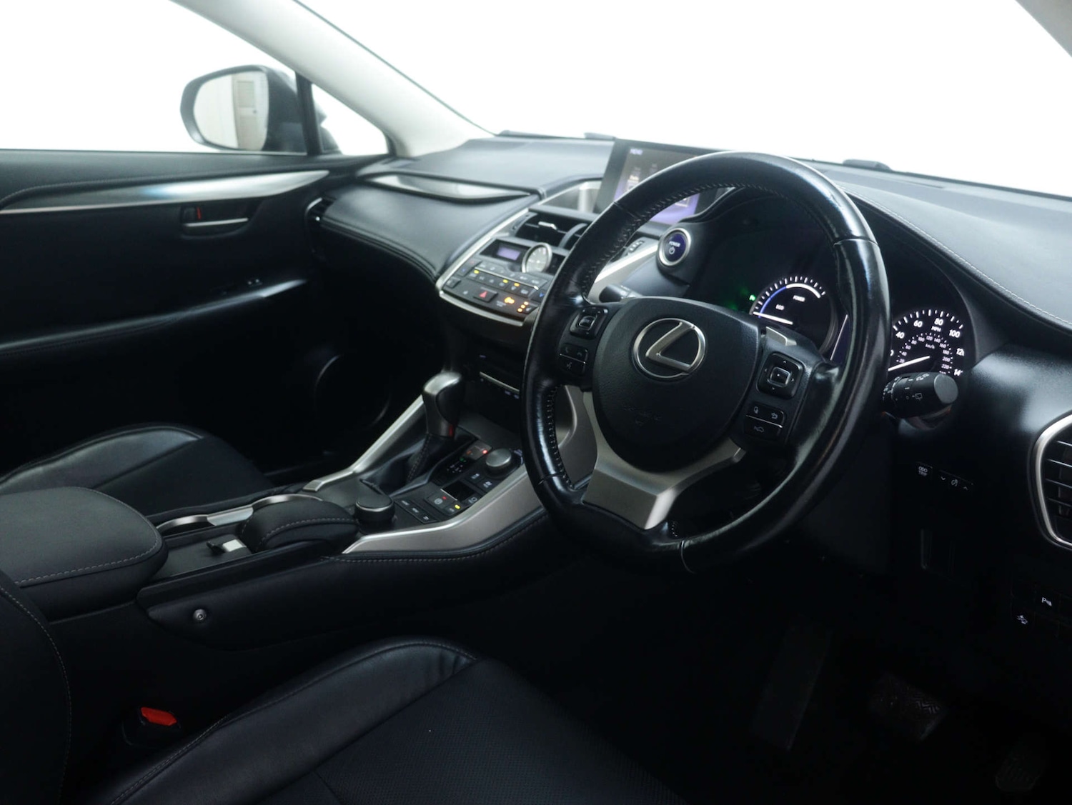 Used Lexus NX 2017 for sale - 76969226: Photo 43