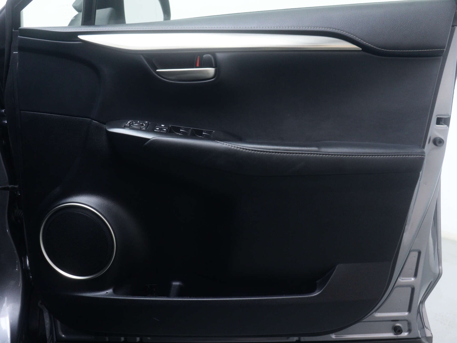 Used Lexus NX 2017 for sale - 76969226: Photo 46