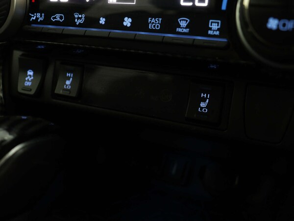 Used Toyota RAV4 2022 for sale - 74993395: Photo 29