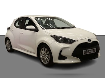 Used Toyota Yaris 2022 for sale - 75971119: Photo