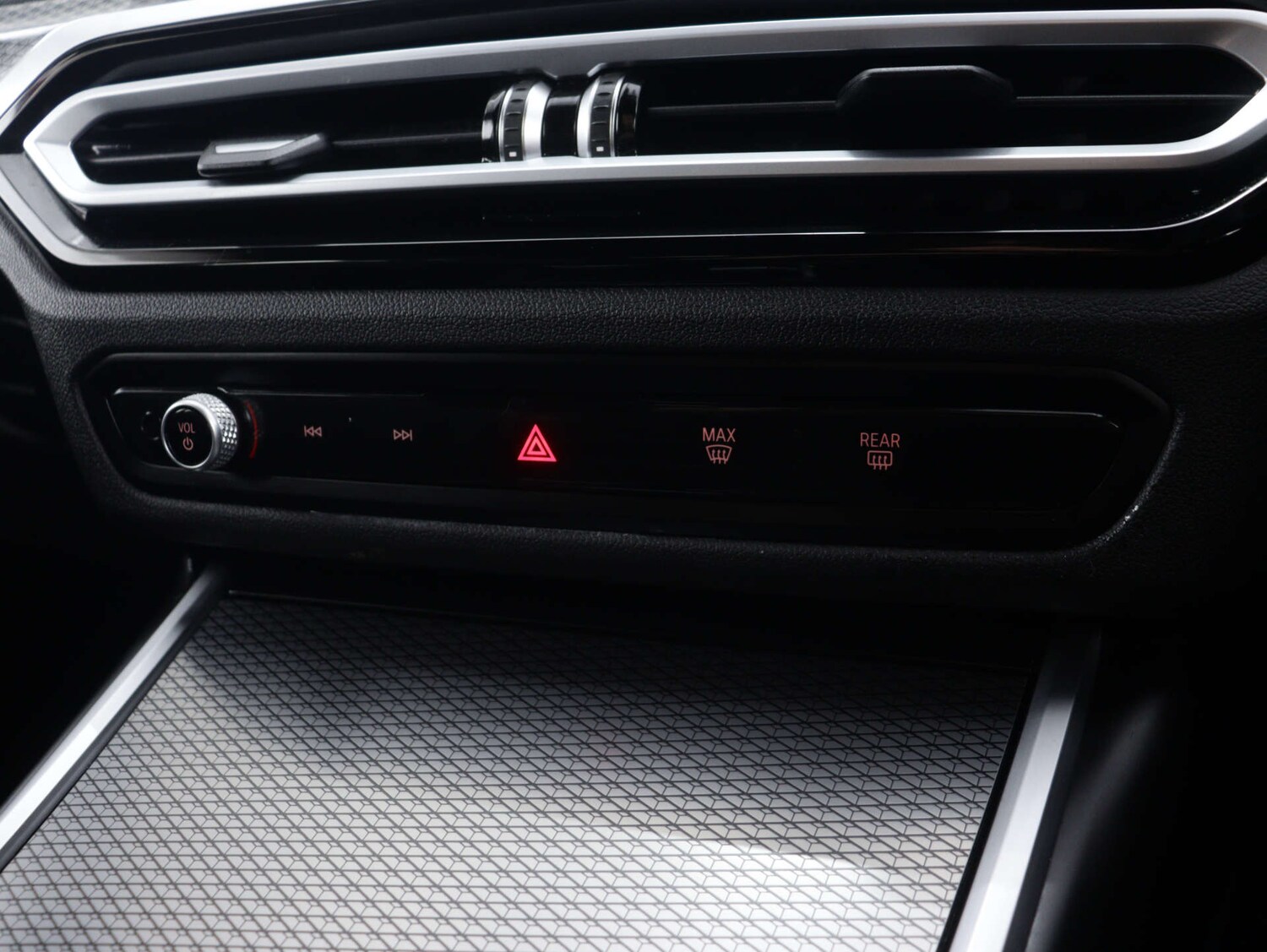 Used BMW 3 Series 2022 for sale - 75997772: Photo 34