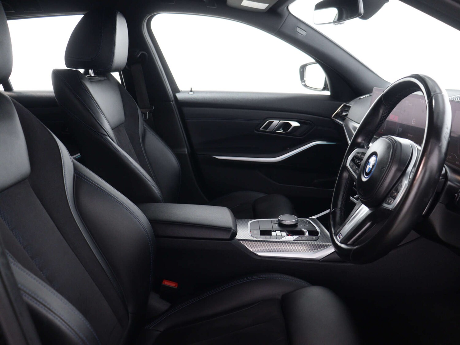 Used BMW 3 Series 2022 for sale - 75997772: Photo 44