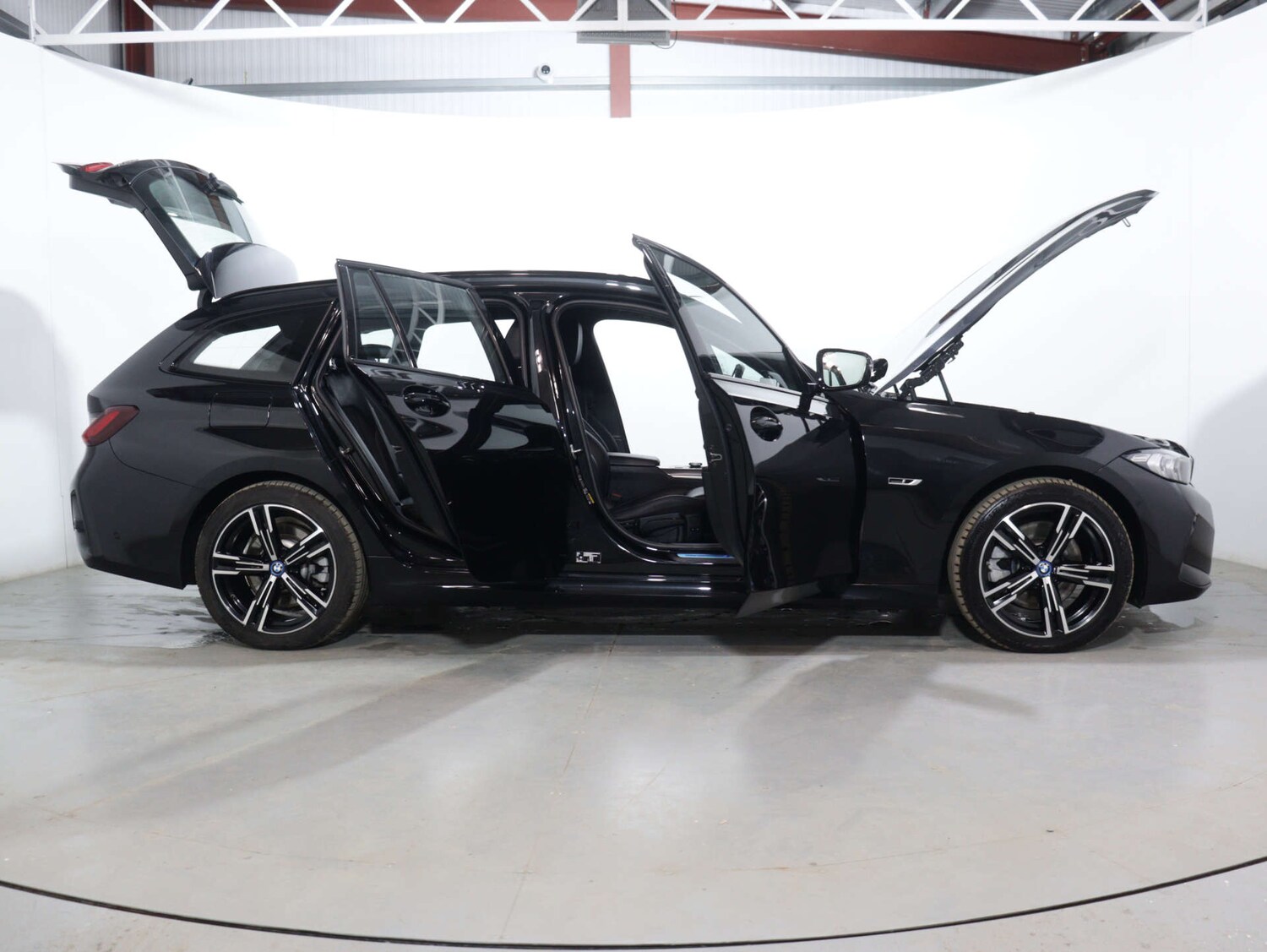 Used BMW 3 Series 2022 for sale - 75997772: Photo 63