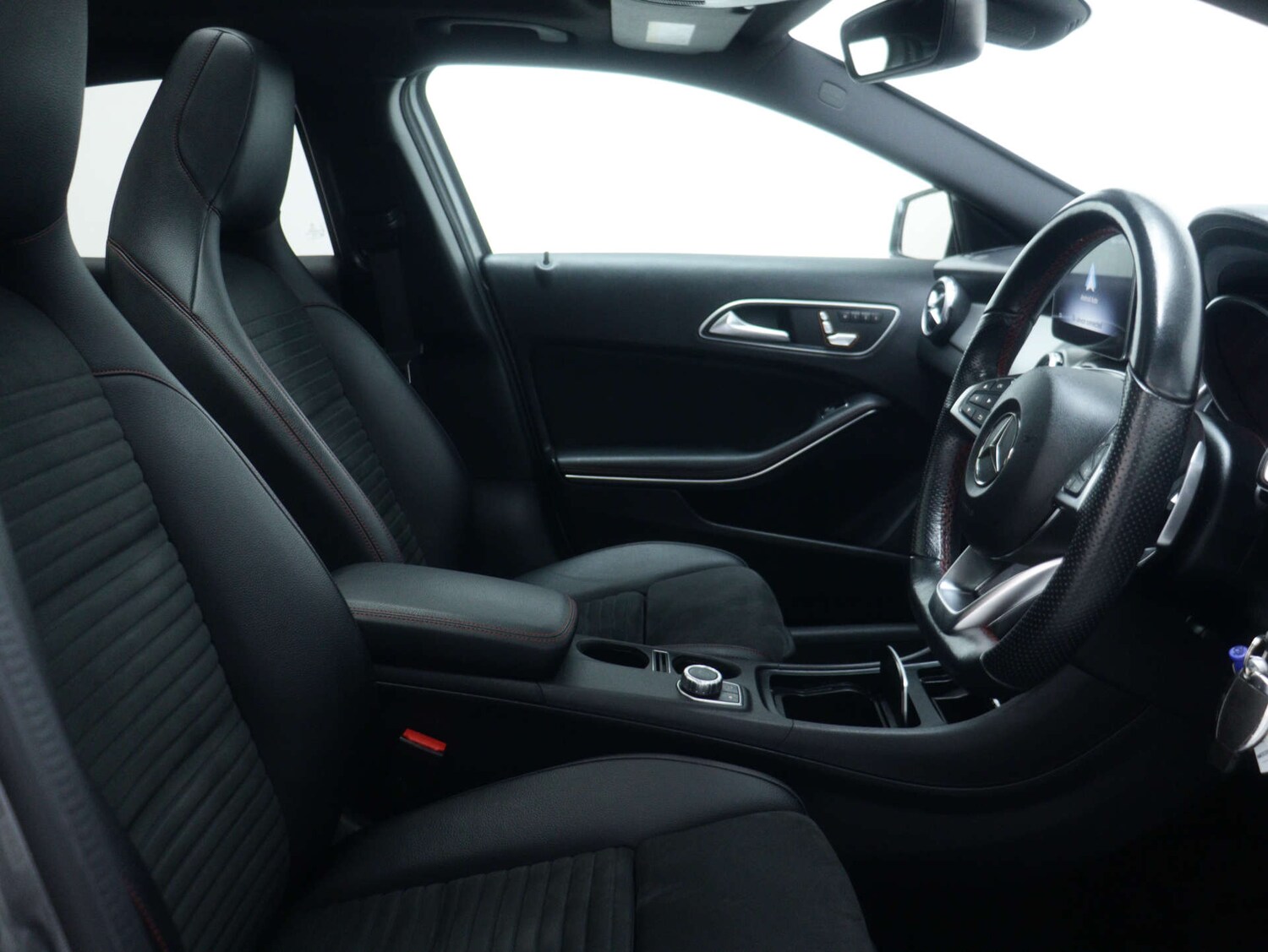 Used Mercedes-Benz GLA 2020 for sale - 76884357: Photo 46