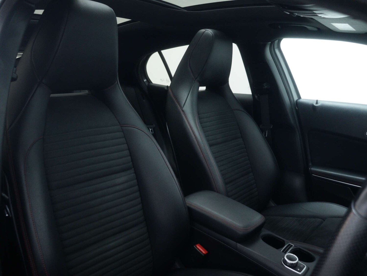 Used Mercedes-Benz GLA 2020 for sale - 76884357: Photo 47