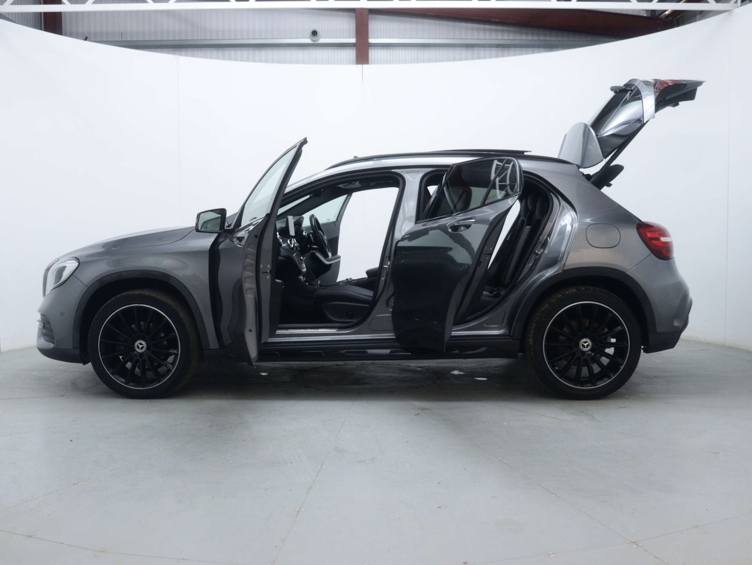 Used Mercedes-Benz GLA 2020 for sale - 76884357: Photo 61