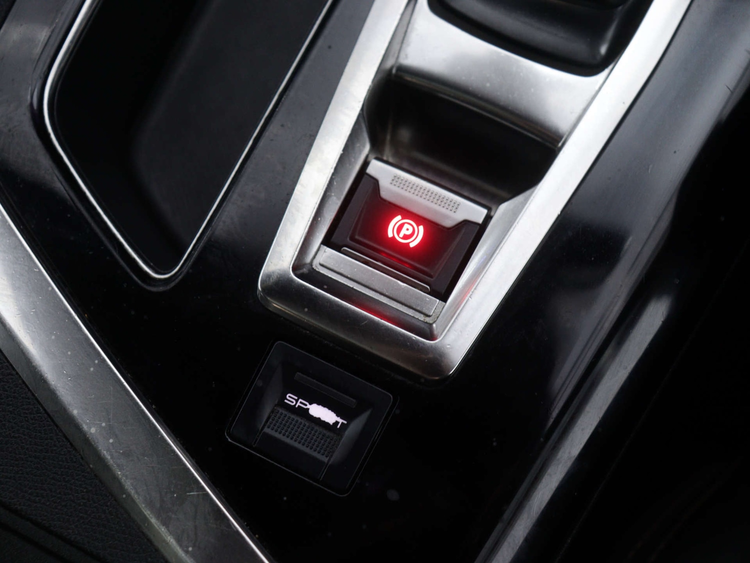 Used Peugeot 5008 2020 for sale - 75870873: Photo 28