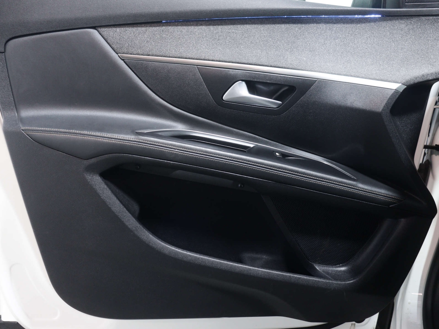 Used Peugeot 5008 2020 for sale - 75870873: Photo 42