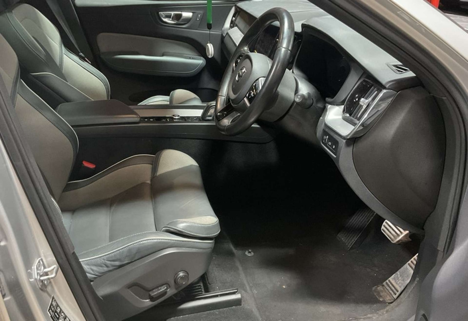 Used Volvo XC60 2021 for sale - 76706749: Photo 10