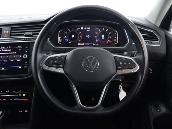 Used Volkswagen Tiguan 2023 for sale - 74502968: Photo 17