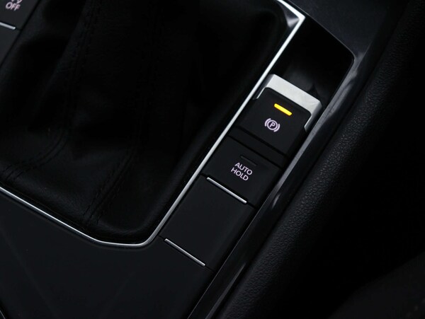 Used Volkswagen Tiguan 2023 for sale - 74502968: Photo 32