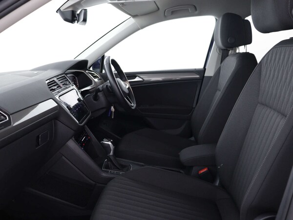 Used Volkswagen Tiguan 2023 for sale - 74502968: Photo 45