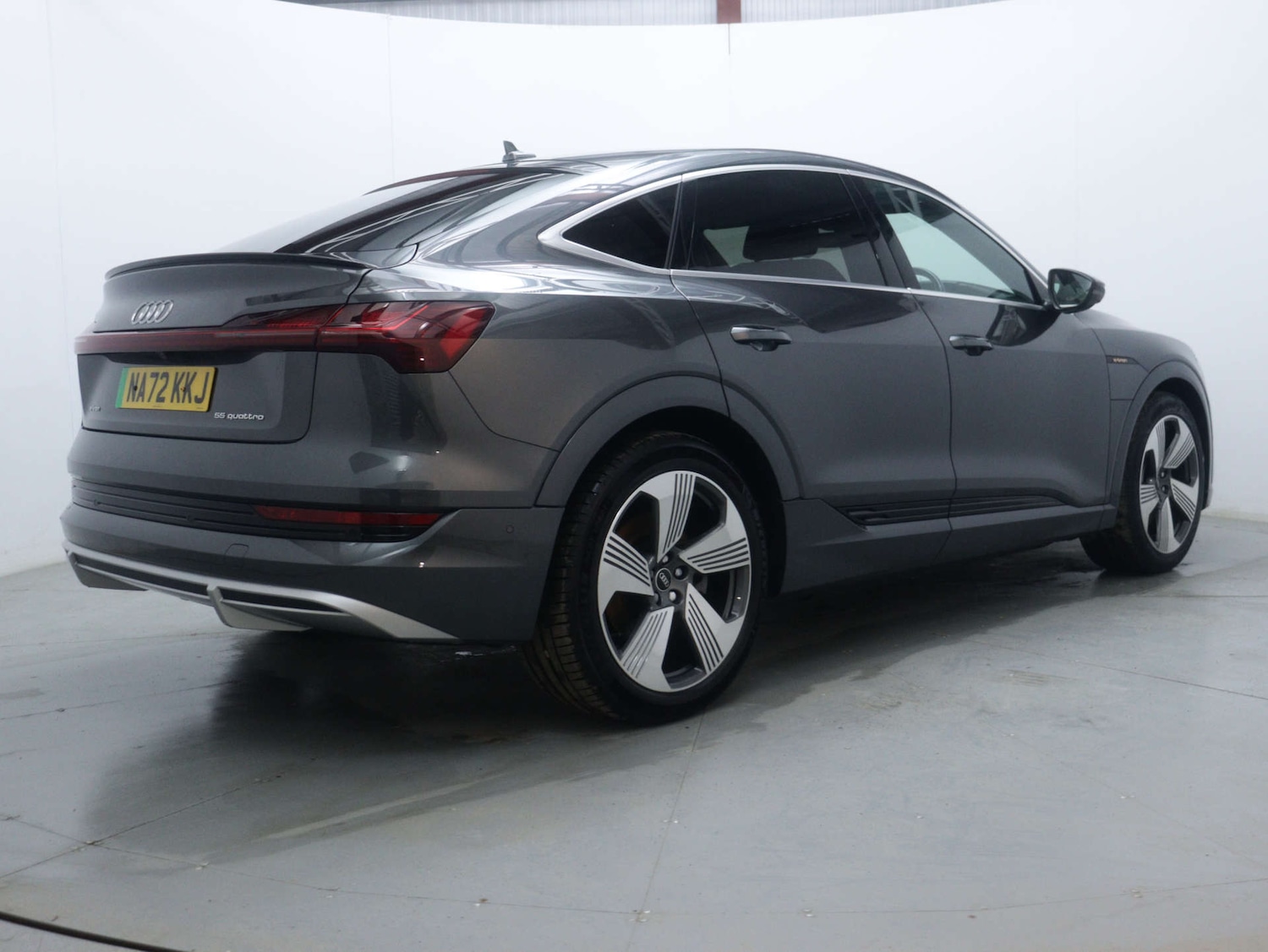 Used Audi e-tron 2022 for sale - 77151093: Photo 12