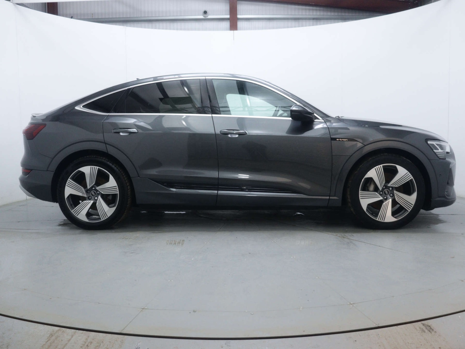 Used Audi e-tron 2022 for sale - 77151093: Photo 13